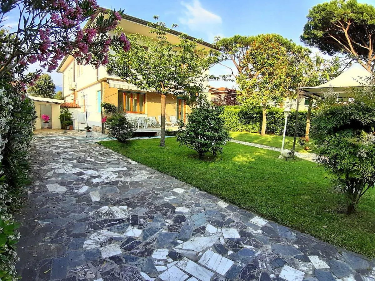 Villa Alcione Forte dei Marmi Italy