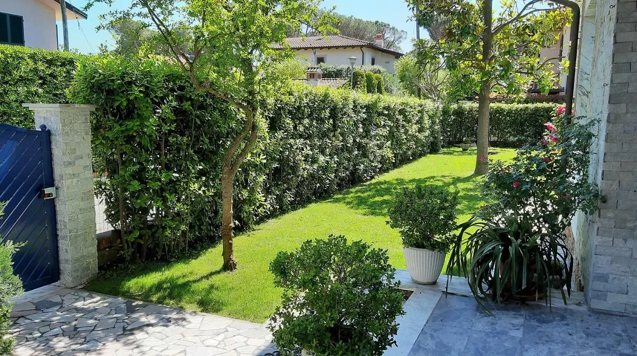 Villa Alcione Forte dei Marmi Italy